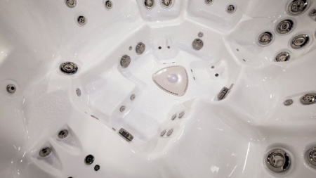 Гидромассажный спа бассейн Hydropool Self Cleaning 970 Titanium